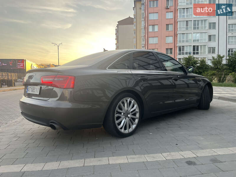Седан Audi A6 2012 в Ивано-Франковске