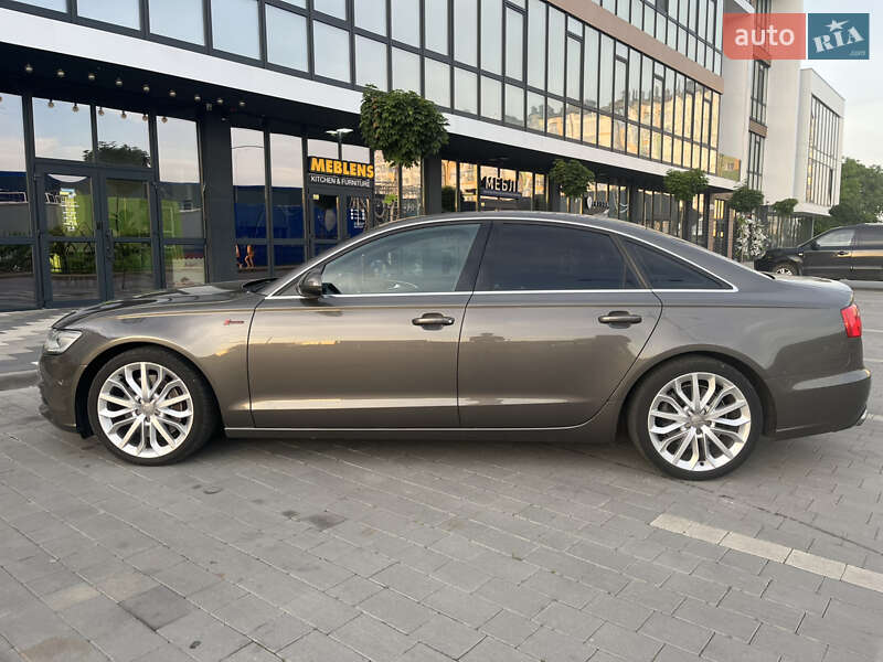 Седан Audi A6 2012 в Ивано-Франковске