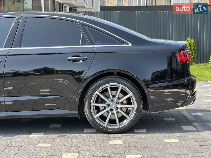 Седан Audi A6 2015 в Ужгороде