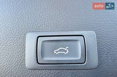 Универсал Audi A6 2018 в 