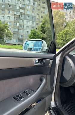 Седан Audi A6 1998 в 