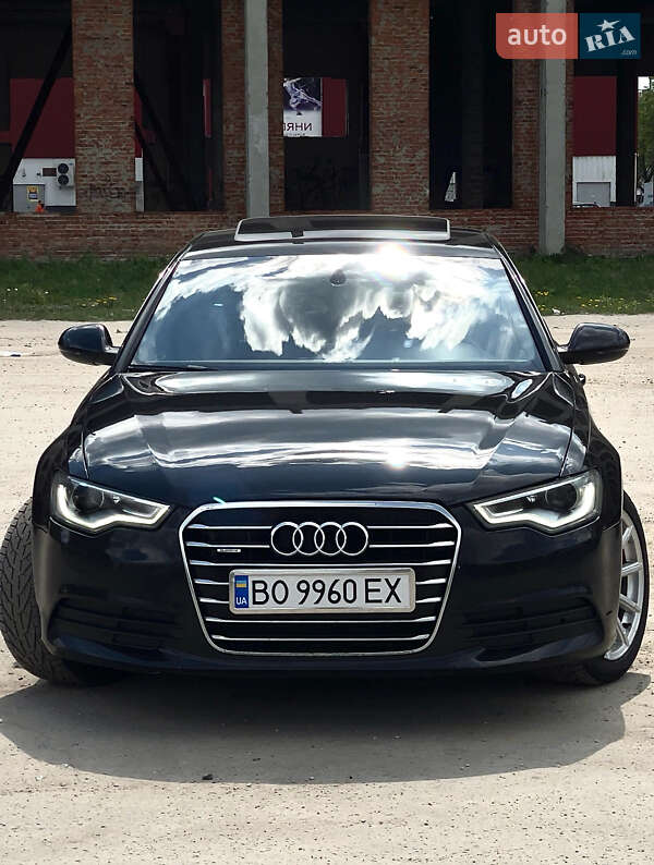 Седан Audi A6 2012 в 