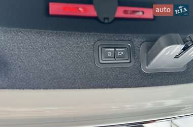 Седан Audi A6 2016 в 