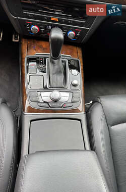 Седан Audi A6 2015 в 