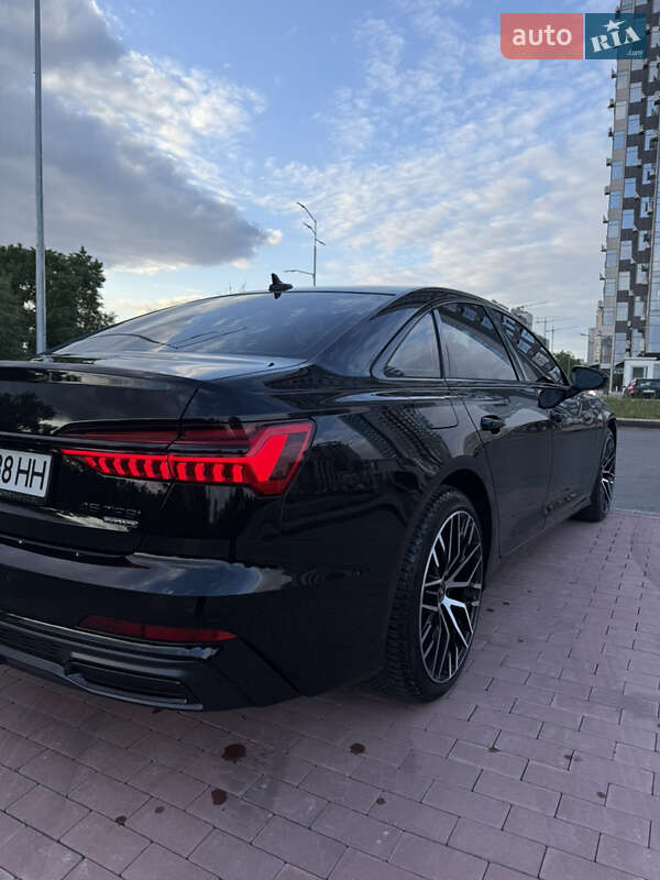 Седан Audi A6 2022 в Киеве