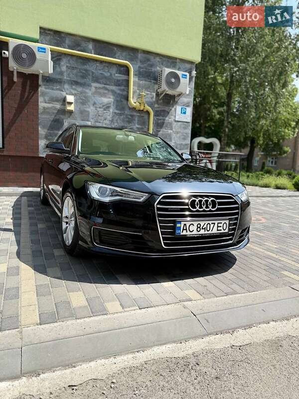 Универсал Audi A6 2015 в 