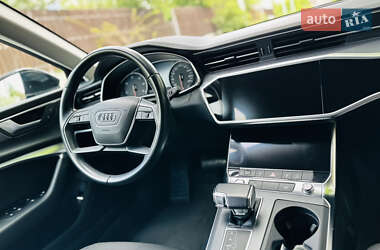 Универсал Audi A6 2018 в 