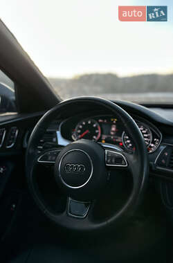 Седан Audi A6 2016 в 
