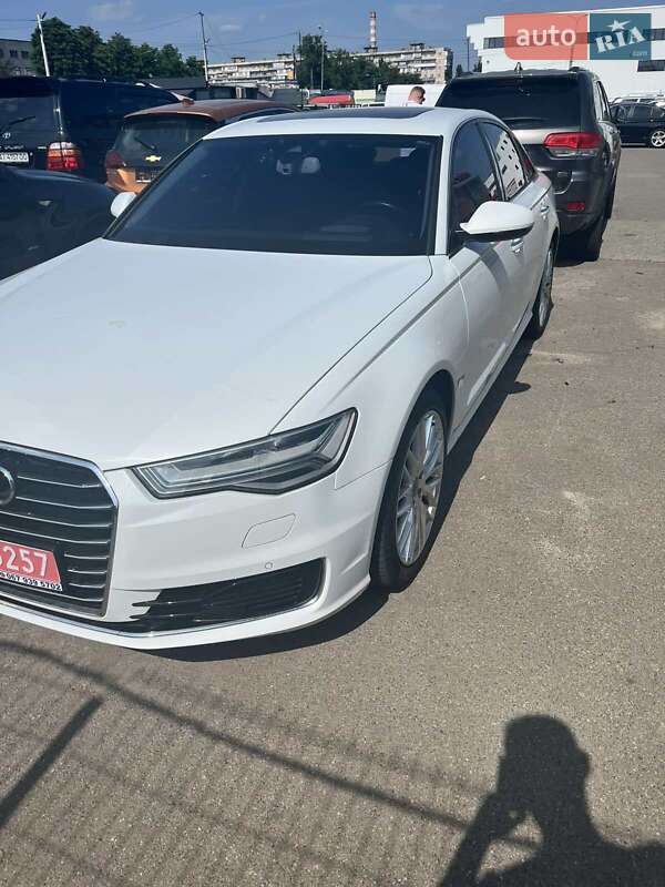 Седан Audi A6 2015 в Киеве