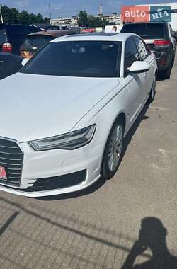 Седан Audi A6 2015 в 