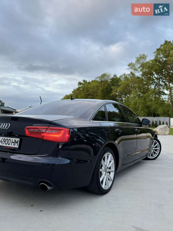 Седан Audi A6 2012 в Луцке