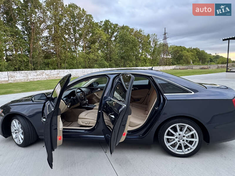 Седан Audi A6 2012 в Луцке