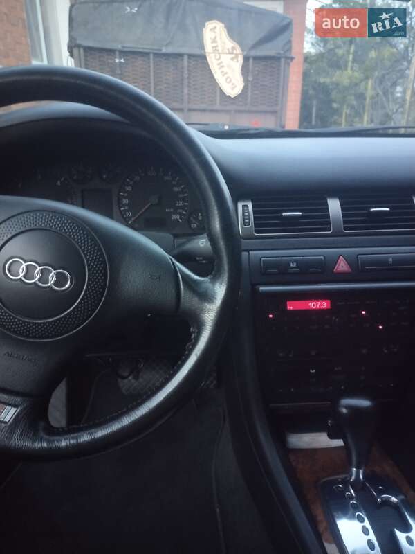 Седан Audi A6 1999 в 