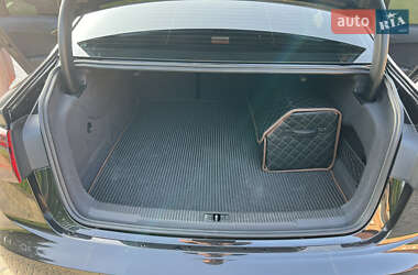 Седан Audi A6 2014 в 