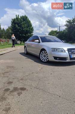 Седан Audi A6 2004 в 