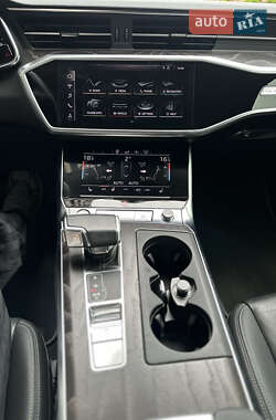 Седан Audi A6 2018 в 