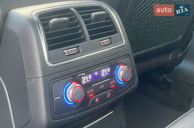 Седан Audi A6 2016 в 