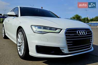 Седан Audi A6 2015 в 
