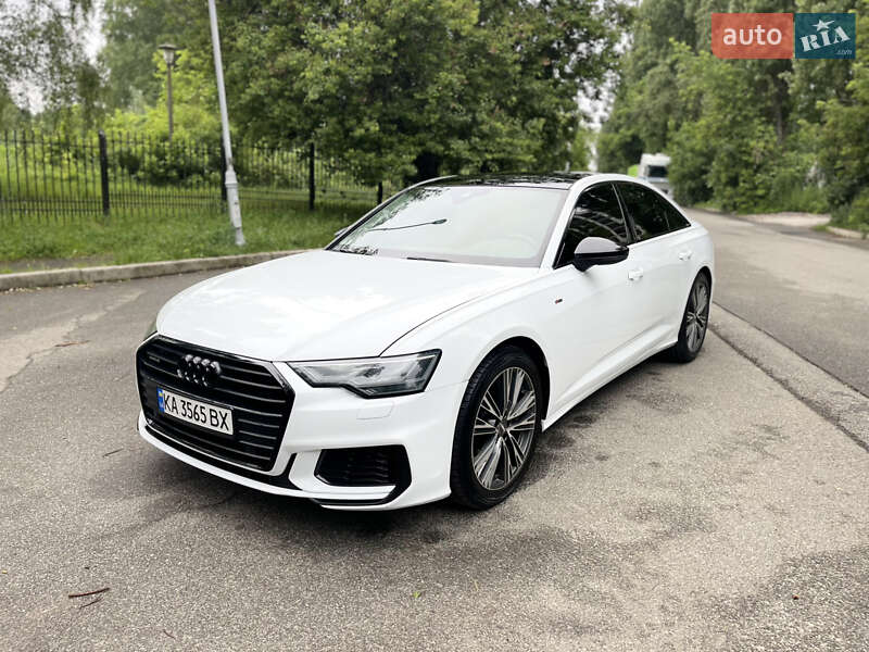 Седан Audi A6 2019 в 