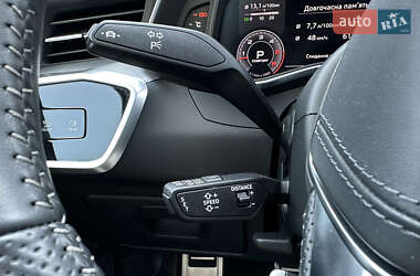 Седан Audi A6 2019 в 