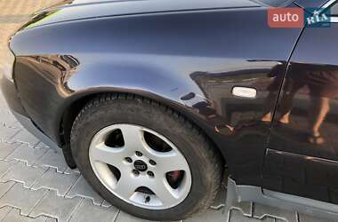 Седан Audi A6 1999 в 
