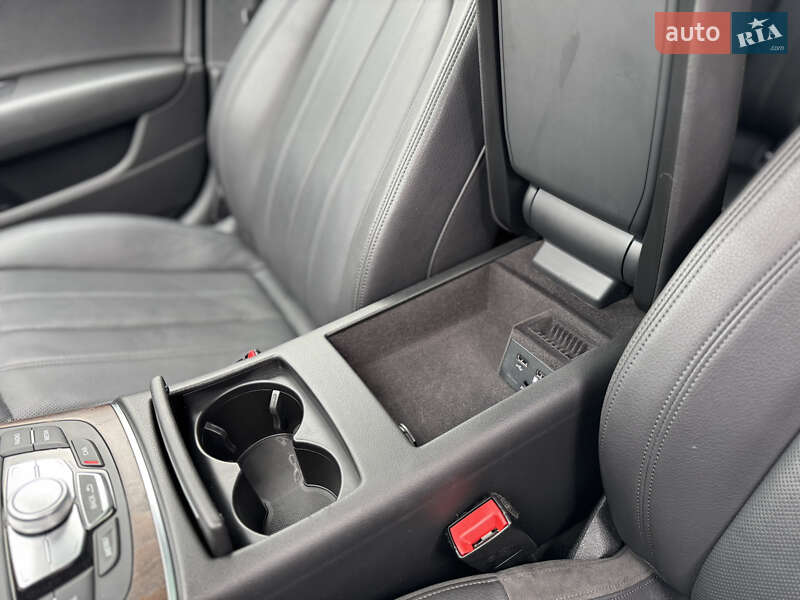 Седан Audi A6 2015 в Луцке
