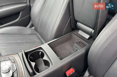Седан Audi A6 2015 в 