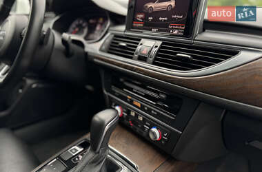 Седан Audi A6 2015 в 