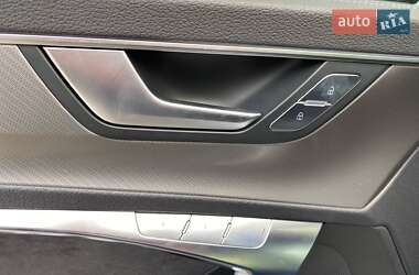 Седан Audi A6 2018 в 