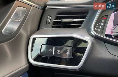 Седан Audi A6 2018 в 