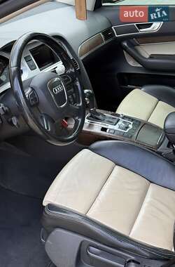 Седан Audi A6 2010 в 