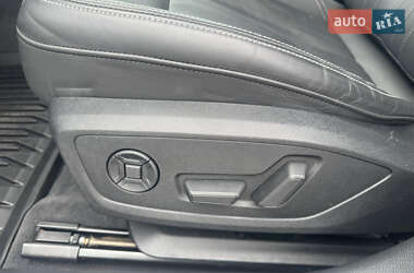 Седан Audi A6 2023 в 