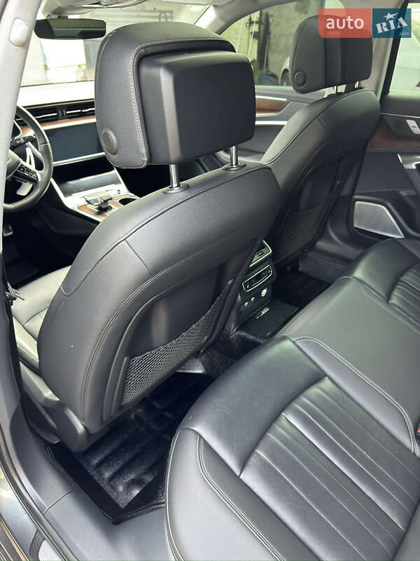 Седан Audi A6 2018 в Одессе