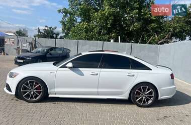 Седан Audi A6 2015 в 