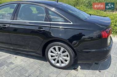 Седан Audi A6 2015 в 