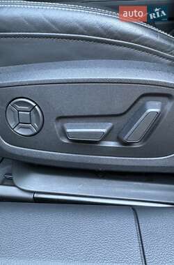 Седан Audi A6 2018 в 