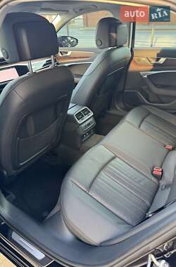Седан Audi A6 2018 в 