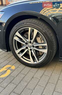 Седан Audi A6 2018 в 