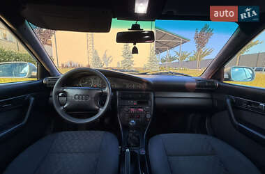 Седан Audi A6 1996 в 
