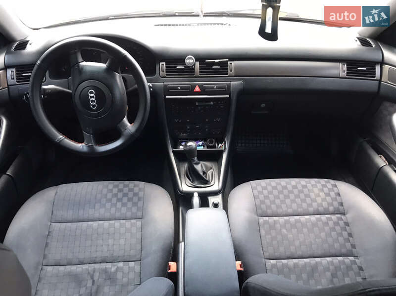 Универсал Audi A6 1999 в Львове