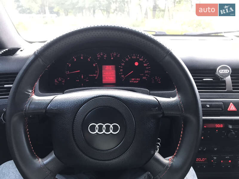 Универсал Audi A6 1999 в Львове