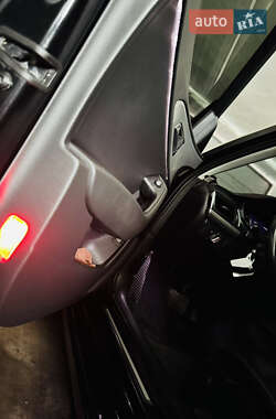 Седан Audi A6 2012 в 