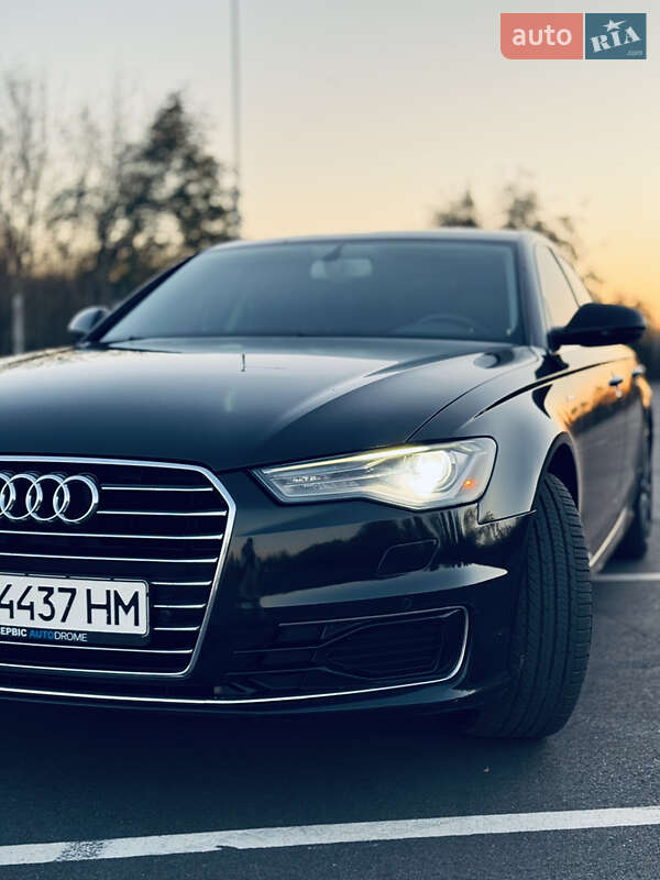 Седан Audi A6 2016 в 