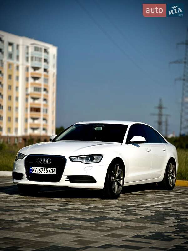 Седан Audi A6 2014 в Ирпене