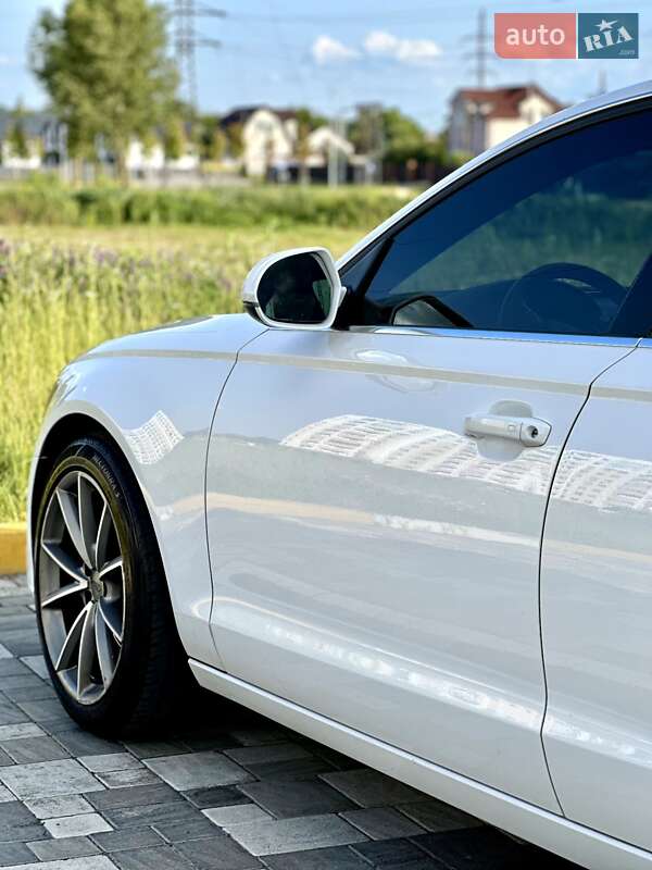 Седан Audi A6 2014 в Ирпене