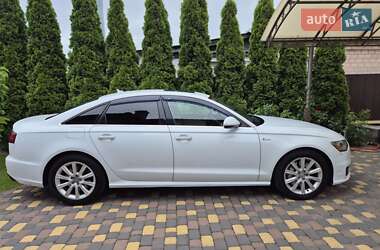 Седан Audi A6 2015 в 