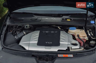 Седан Audi A6 2004 в 