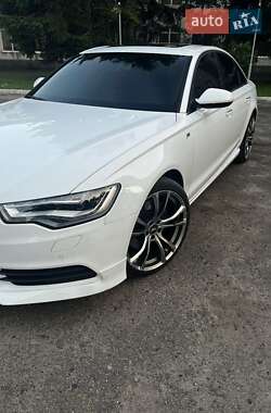 Седан Audi A6 2012 в 