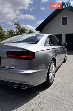 Седан Audi A6 2015 в 