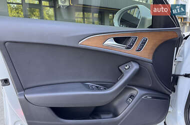 Седан Audi A6 2015 в 
